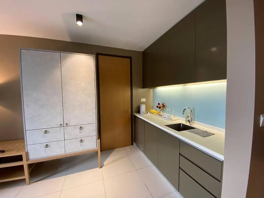 Poolside Suite - Amanjiwa 99 Residences Malacca 0*,